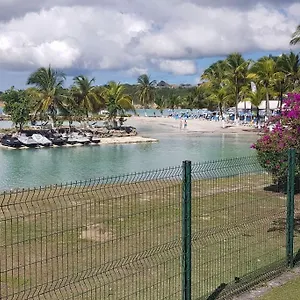  Appartement Les Pieds Dans L'eau